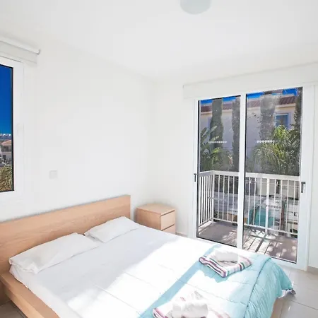 Ferienhaus Mit Privatpool Fur 7 Personen Ca 130 Qm In Pernera, Sudkuste Von Zypern 度假居 *
