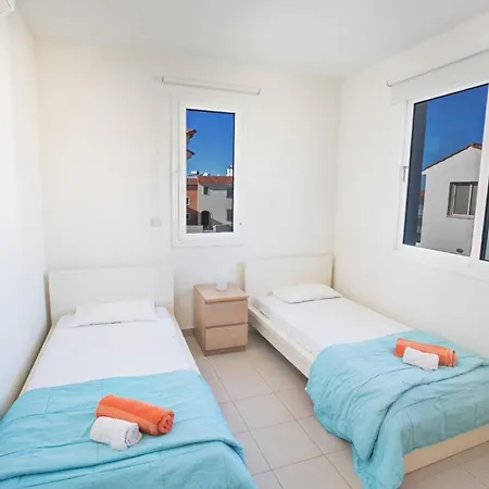 Ferienhaus Mit Privatpool Fur 7 Personen Ca 130 Qm In Pernera, Sudkuste Von Zypern Protaras