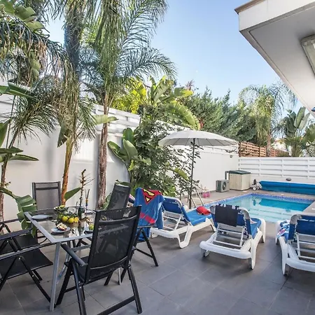 Ferienhaus Mit Privatpool Fur 7 Personen Ca 130 Qm In Pernera, Sudkuste Von Zypern *
